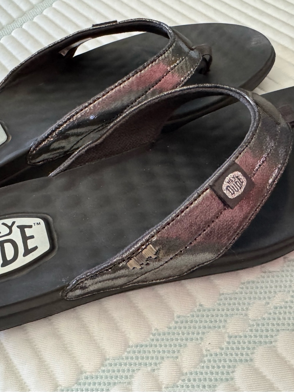 Hey Dude Women's Metallic Rose-Bronze Flip Flop Sandals